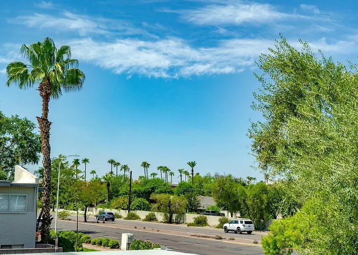 Apartment Desert Paradise In Arcadia ~ Pool, Hot Tub, Views!