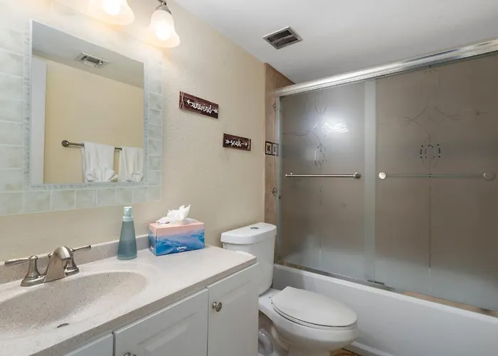 Desert Paradise In Arcadia ~ Pool, Hot Tub, Views! Apartment Phoenix